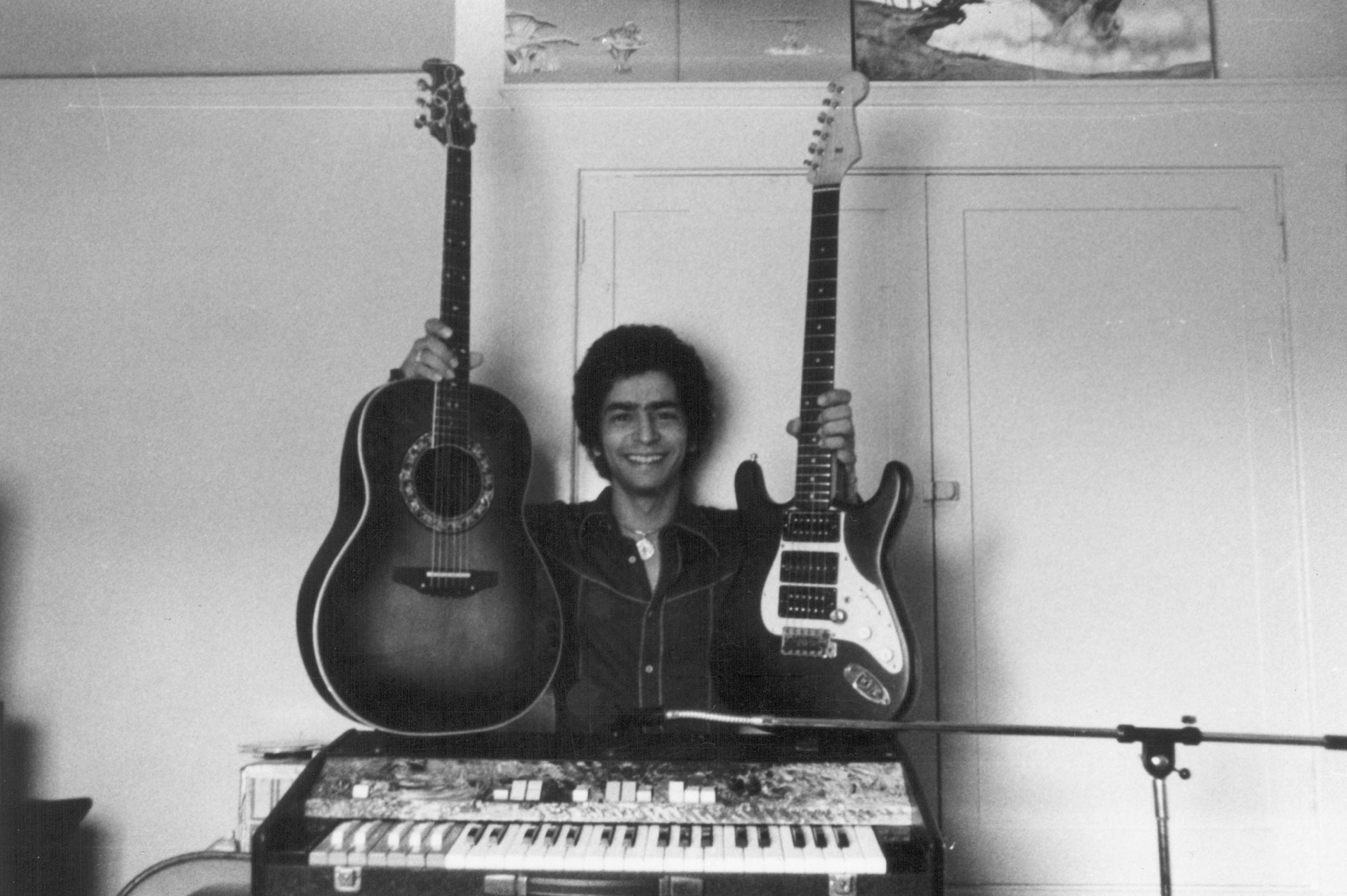 I still have the Strat but I traided the Ovation for a drumset.